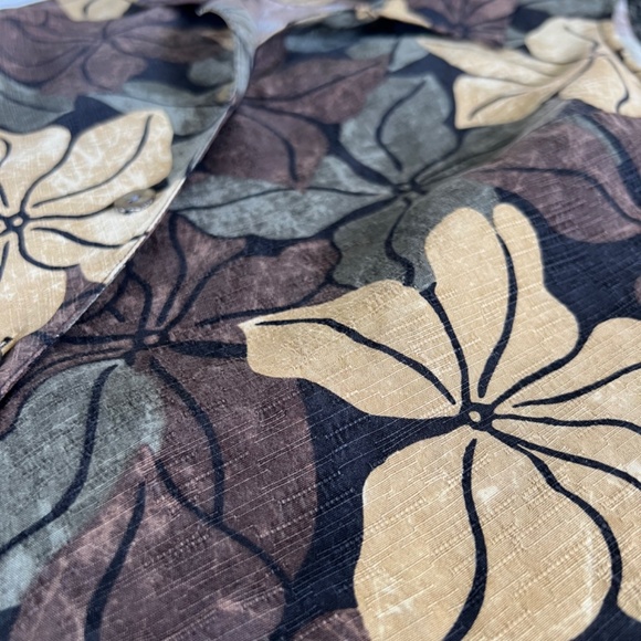 Tommy Bahama EUC Women Sleeveless Tropical Print Front Tie 100% silk Size M - Picture 11 of 12